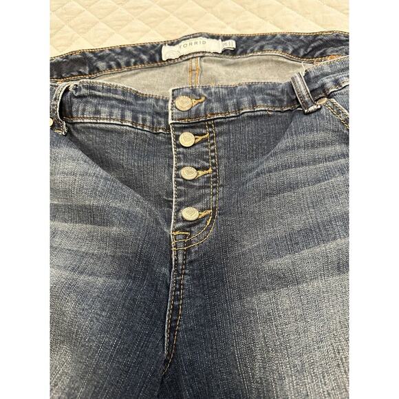 Torrid Sophia Crop Button Fly Distressed Jeans 24 - Picture 8 of 11